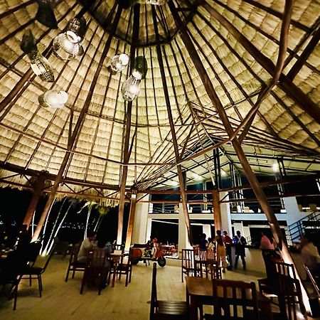 פלורס Hotel Maya Internacional מראה חיצוני תמונה
