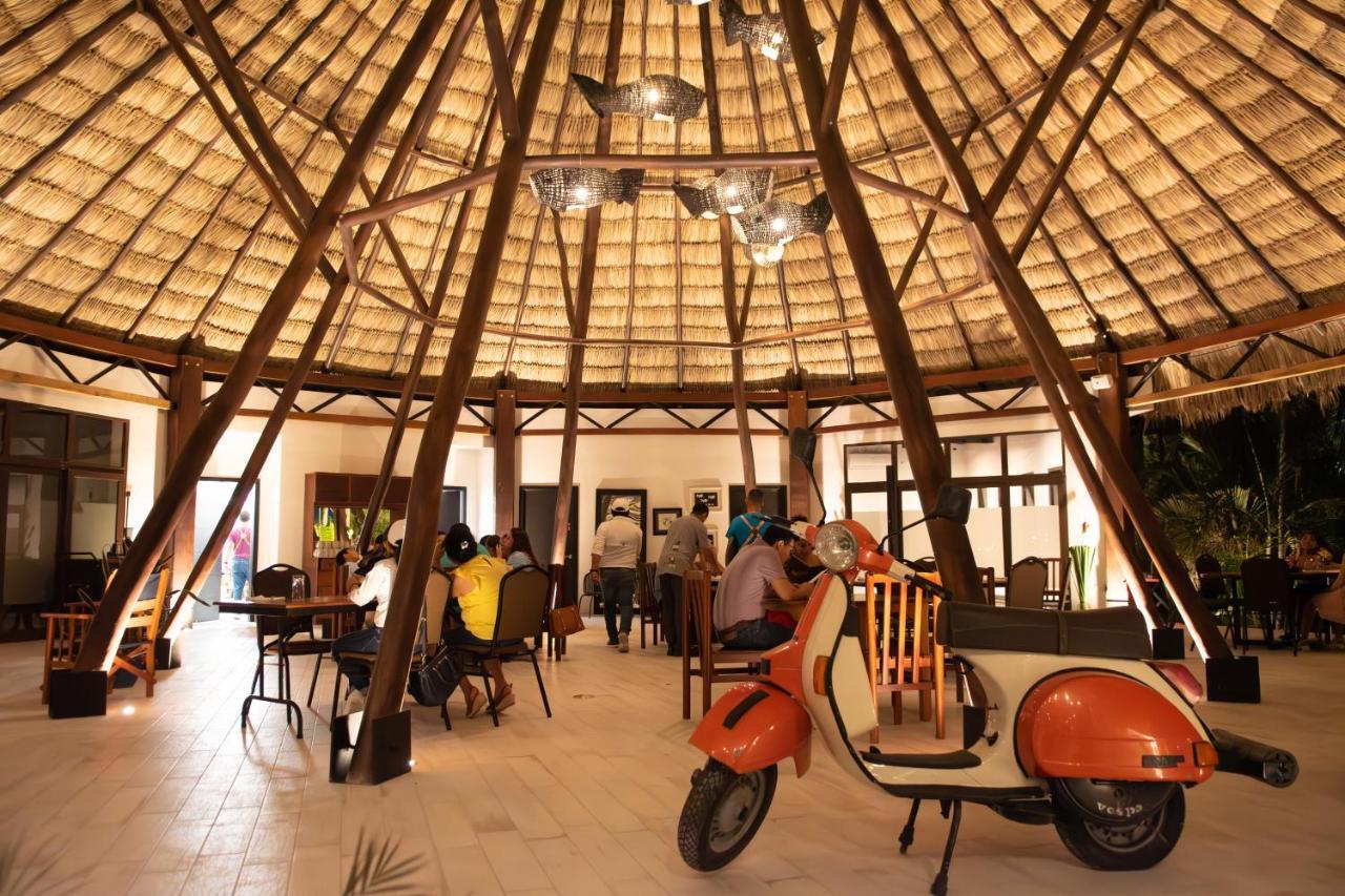 פלורס Hotel Maya Internacional מראה חיצוני תמונה